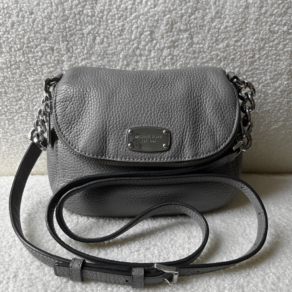 Small grey leather Michael Kors crossbody